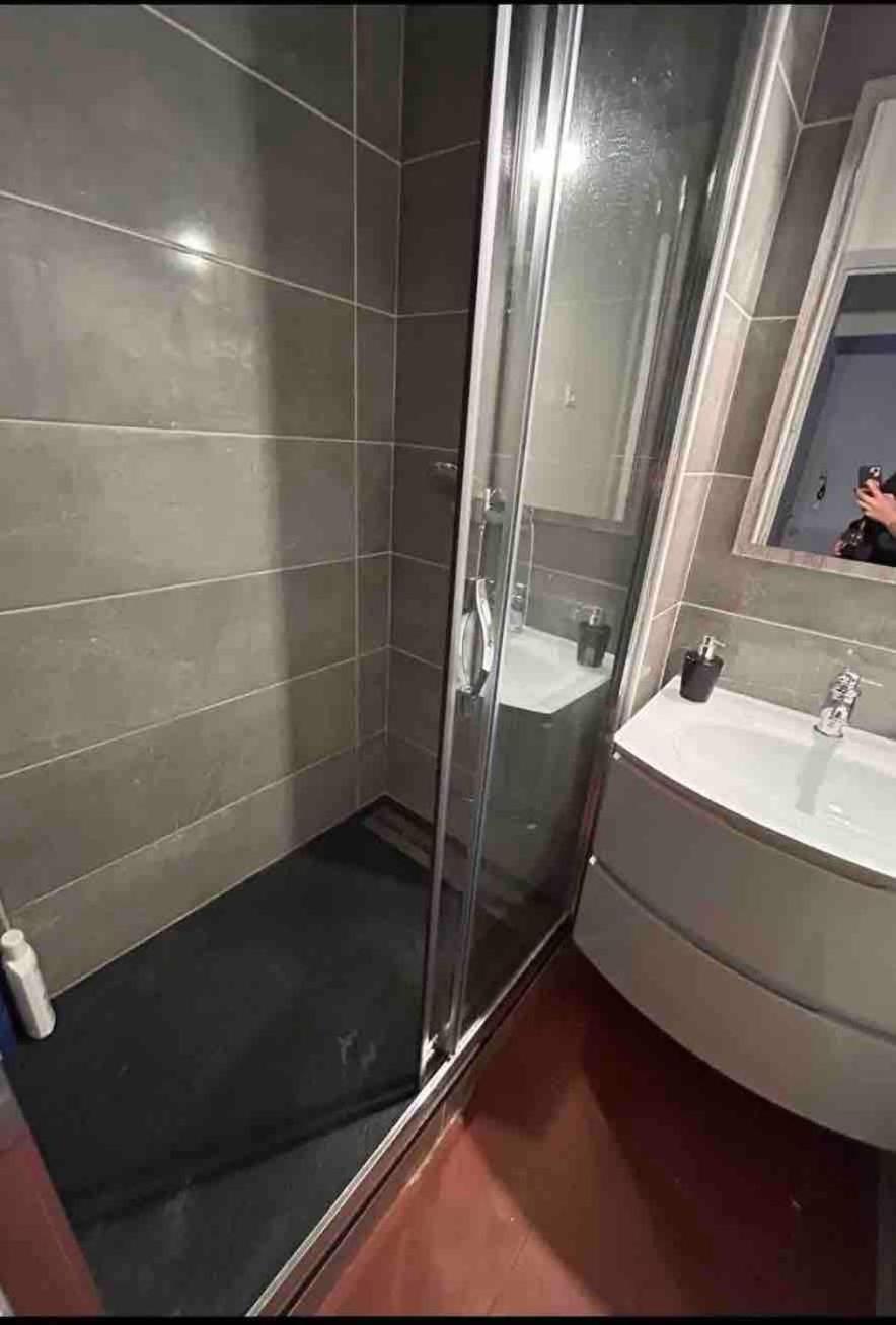 Grand Appartement De 100M2 -Allee Paul Riquet Beziers - 4Chambres - Wifi- Tv Connectee Kültér fotó